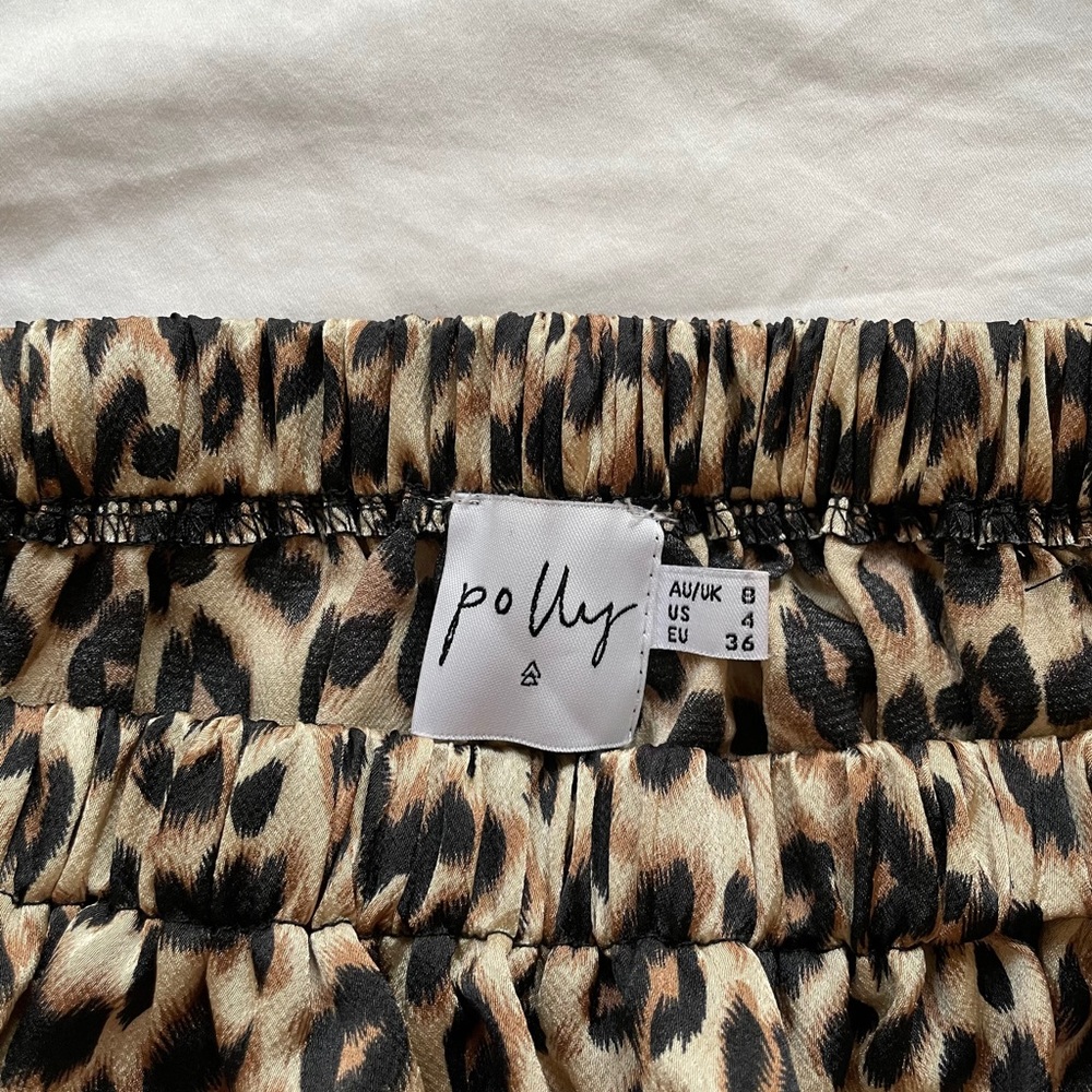 🚫SOLD🚫princess polly crop top - Picture 2 of 2
